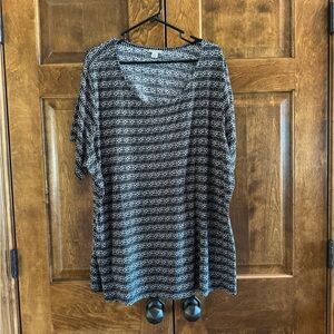 Croft & Barrow Black and White Blouse